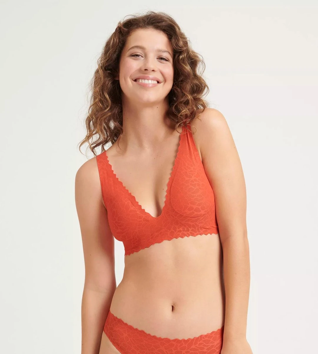 Sloggi Zero Feel Lace 2.0 Bralette Beha - Maat S 4 Sloggi Zero Feel Lace 2.0 Bralette Beha - Maat S - Afbeelding 2