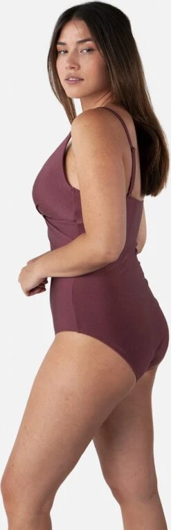 Barts Isla Shaping One Piece Rood Dames Badpak - Maat 42 12 Barts Isla Shaping One Piece Rood Dames Badpak - Maat 42 -Triumph Winkel 388x1200