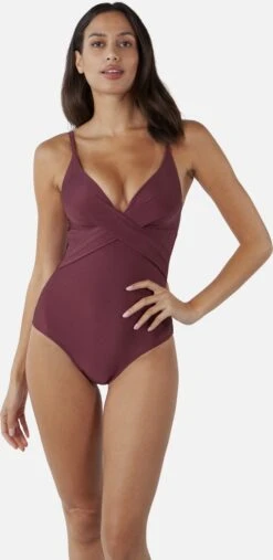 Barts Isla Shaping One Piece Rood Dames Badpak - Maat 42 10 Barts Isla Shaping One Piece Rood Dames Badpak - Maat 42 -Triumph Winkel 585x1200 1