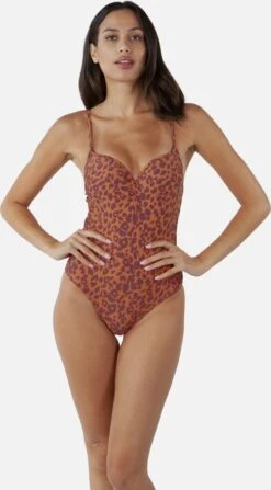 Barts Des Sculpting One Piece Roze Dames Badpak - Maat 36 -Triumph Winkel 663x1200