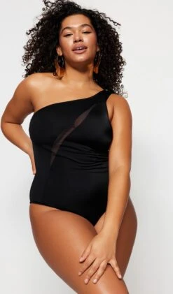 Trendyol Vrouwen Grote Maten Badpak 22 Trendyol Vrouwen Grote Maten Badpak -Triumph Winkel 704x1200 1