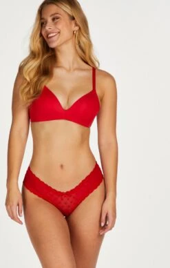 Hunkemöller Dames Lingerie 3-pack Brazilian Mesh - Rood - Maat M -Triumph Winkel 764x1200 4