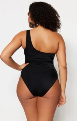 Trendyol Vrouwen Grote Maten Badpak 20 Trendyol Vrouwen Grote Maten Badpak -Triumph Winkel 769x1200 2