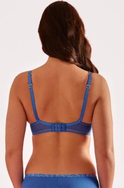 Sapph Cupra T-shirt BH -Triumph Winkel 792x1200