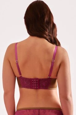 Sapph Minerva Voorgevormde BH 22 Sapph Minerva Voorgevormde BH -Triumph Winkel 796x1200