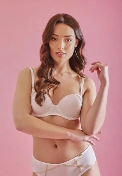 Sapph Mistress Voorgevormde BH 20 Sapph Mistress Voorgevormde BH -Triumph Winkel 831x1200 18