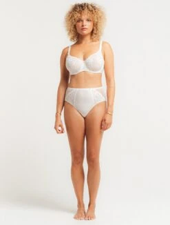 Louisa Bracq Electric Waves Tailleslip Wit 44 -Triumph Winkel 909x1200